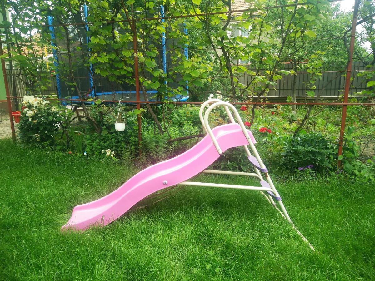 Smb Holiday Apartment Brassó Kültér fotó