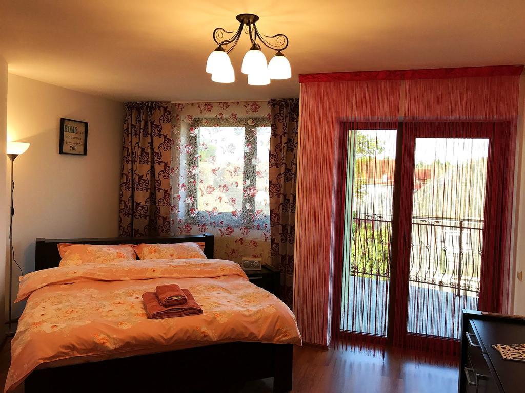 Smb Holiday Apartment Brassó Kültér fotó