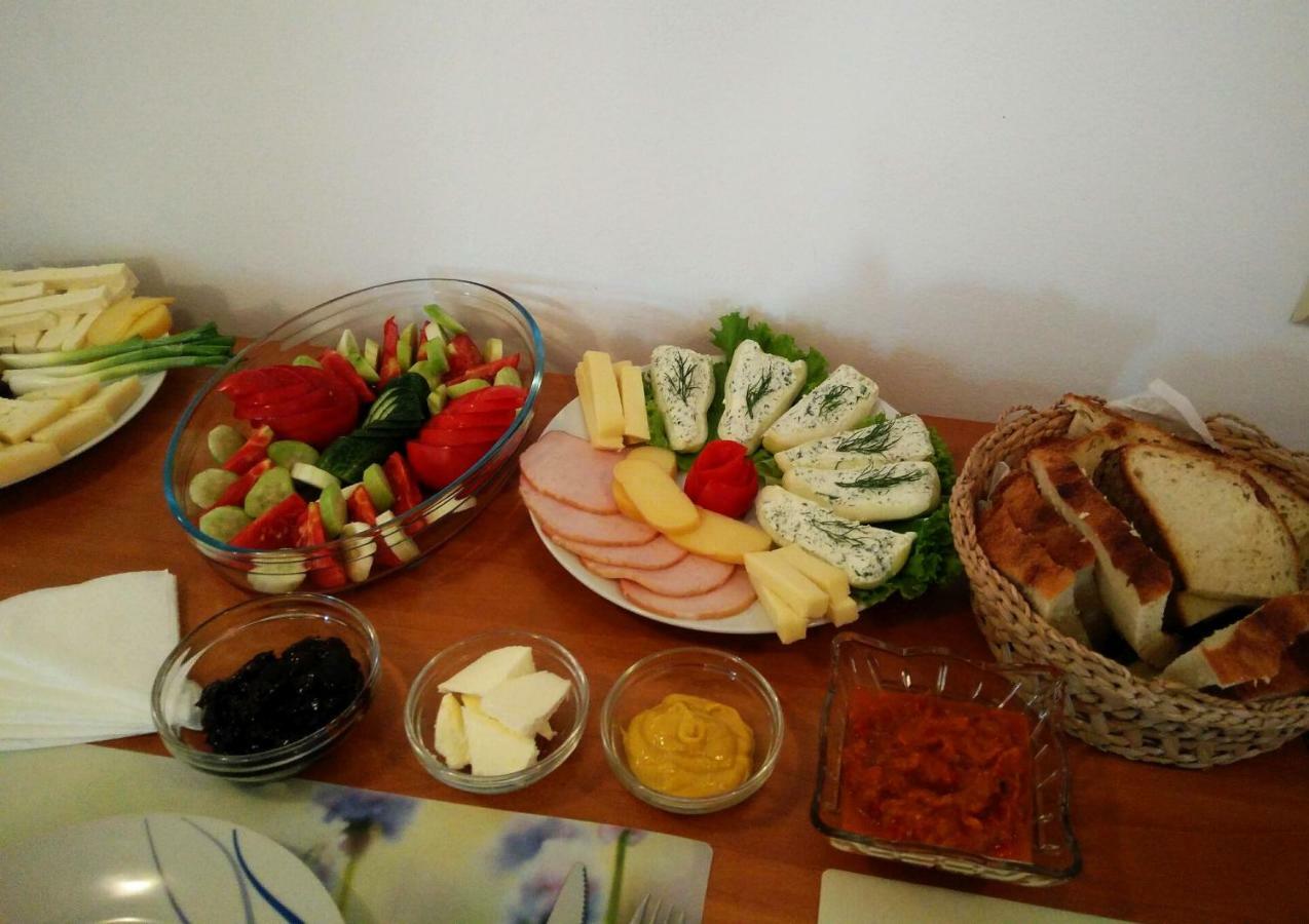 Smb Holiday Apartment Brassó Kültér fotó